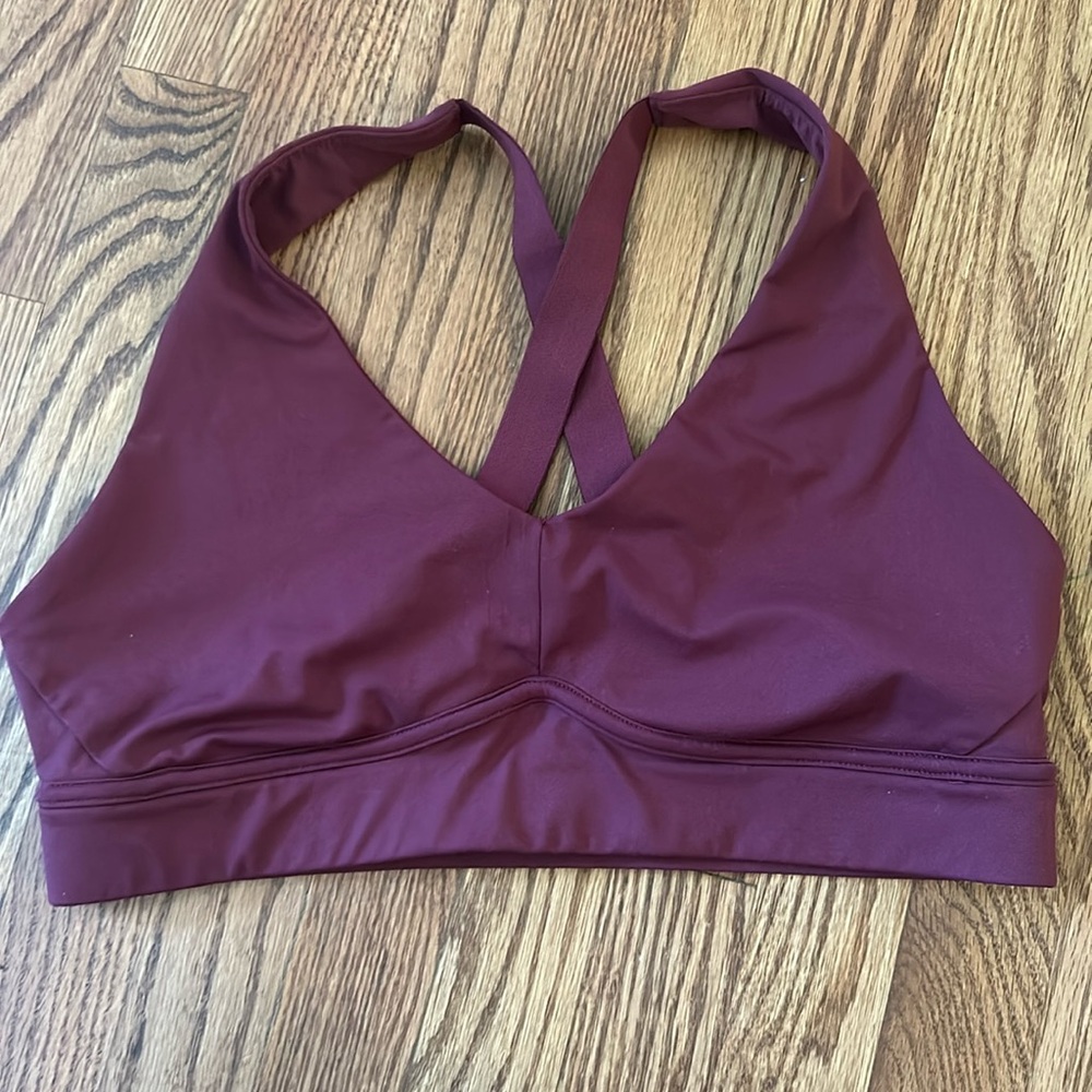 Fabletics sports bra